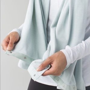 EUC rulu vinyasa scarf lululemon